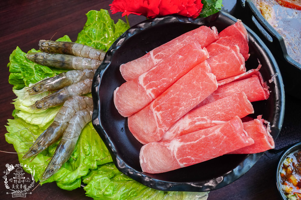 台灣火鍋第一品牌肉多多 大變身!網路溫度計好感度，星等及聲量排行蟬聯兩年第一名!蔬食者的天堂鍋物35種蔬菜無限吃到飽!肉多多開了50間分店你知道嗎?