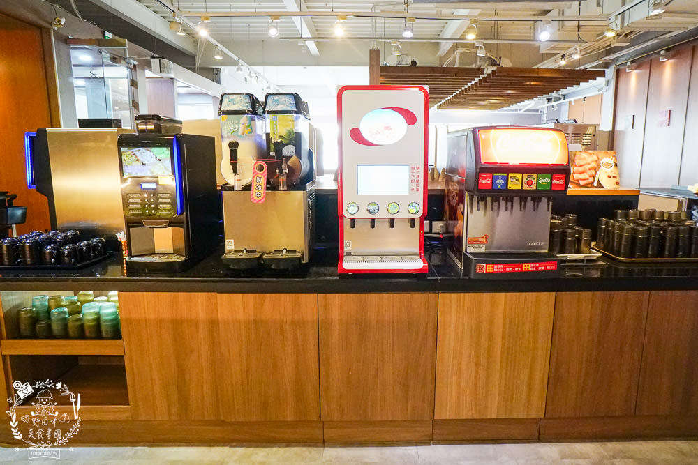 台灣火鍋第一品牌肉多多 大變身!網路溫度計好感度，星等及聲量排行蟬聯兩年第一名!蔬食者的天堂鍋物35種蔬菜無限吃到飽!肉多多開了50間分店你知道嗎?