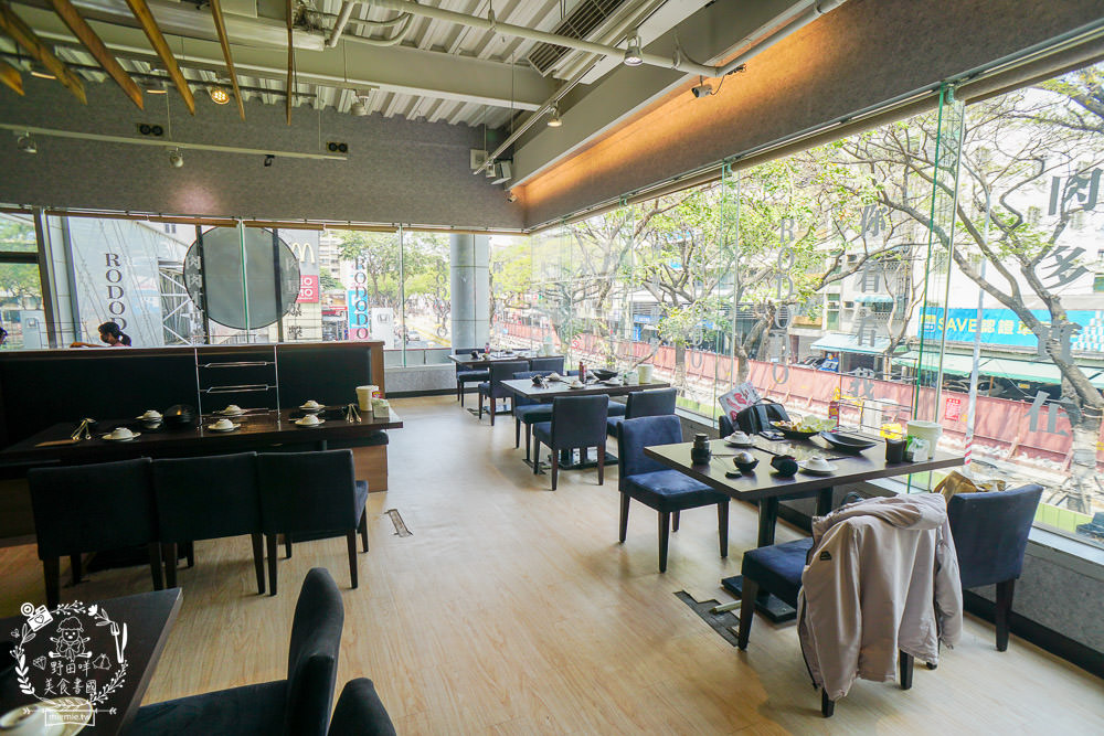 台灣火鍋第一品牌肉多多 大變身!網路溫度計好感度，星等及聲量排行蟬聯兩年第一名!蔬食者的天堂鍋物35種蔬菜無限吃到飽!肉多多開了50間分店你知道嗎?