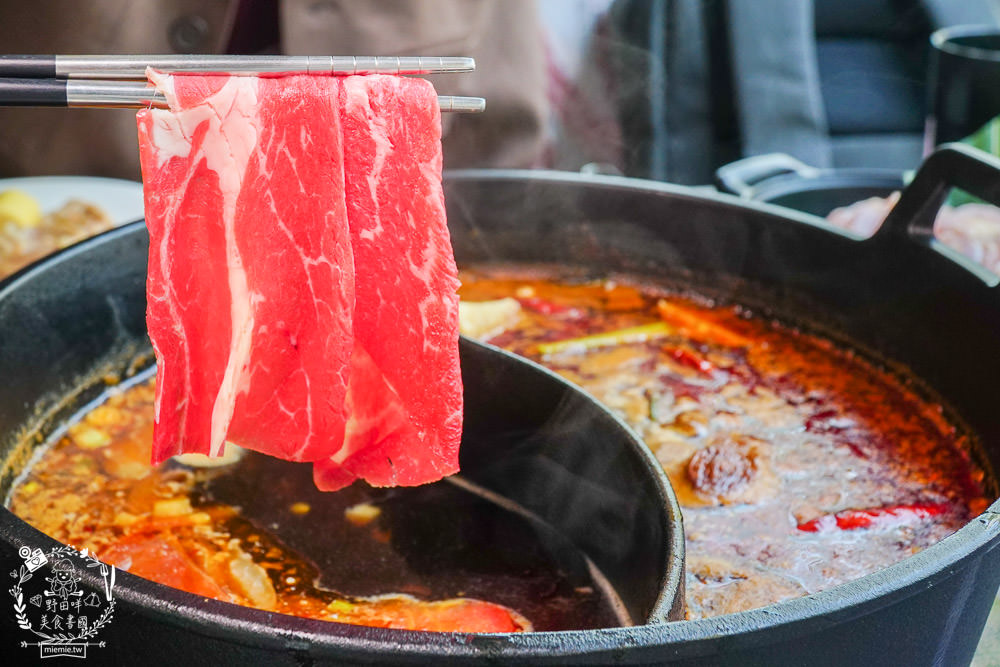 台灣火鍋第一品牌肉多多 大變身!網路溫度計好感度，星等及聲量排行蟬聯兩年第一名!蔬食者的天堂鍋物35種蔬菜無限吃到飽!肉多多開了50間分店你知道嗎?