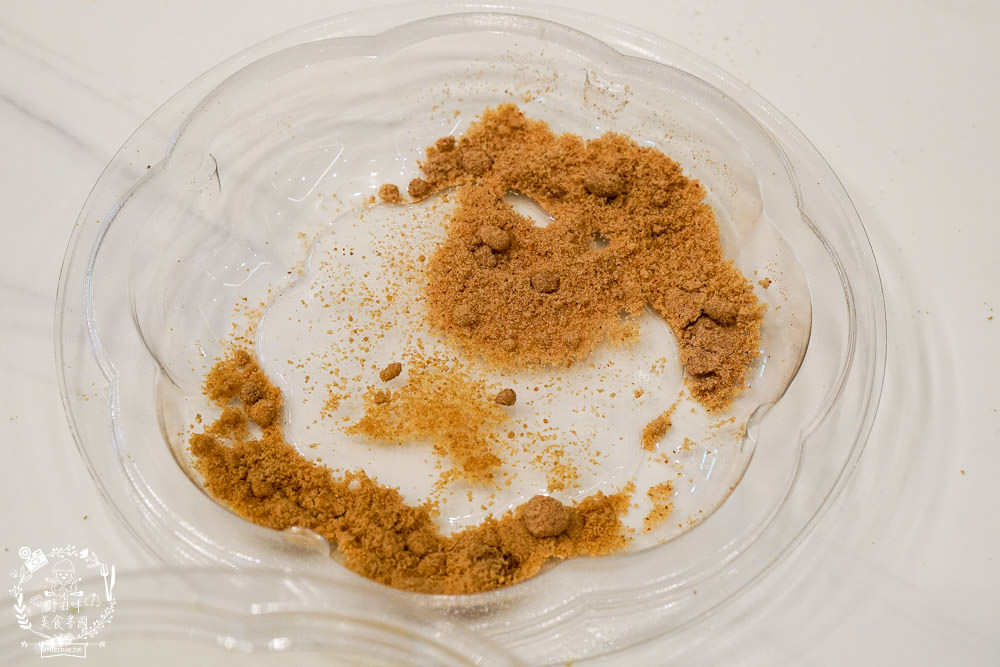 [翻滾鴉甘草芭樂]高雄起家紅翻全台的甘草芭樂?經典辣味與甘草口味超人氣必吃帝王芭樂!