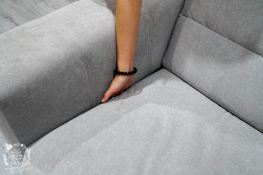 高雄電動沙發推薦[舒格登電動沙發]尺寸與顏色布料都可以客製化的電動沙發!居然還有耐抓的貓抓布電動沙發呢!