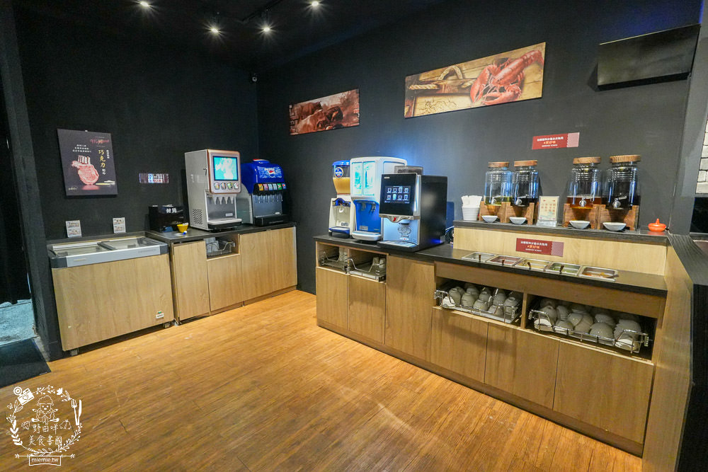 舞古賀鍋物專賣店|高雄日本A5和牛+巧克力和牛鮮美推薦!菜盤換的黑毛豬超級彈嫩可口!