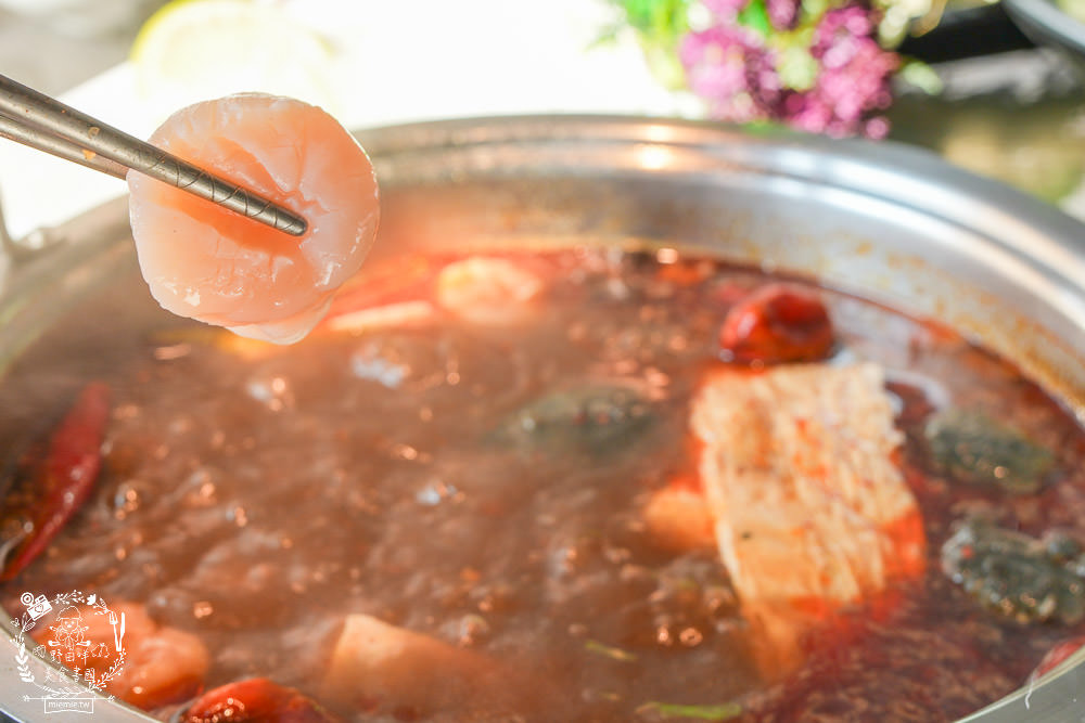 舞古賀鍋物專賣店|高雄日本A5和牛+巧克力和牛鮮美推薦!菜盤換的黑毛豬超級彈嫩可口!