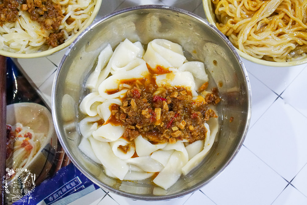 良人麵鋪 六大功夫鮮拌麵|把巷口乾麵搬回家?在家就能享受的銷魂滋味
