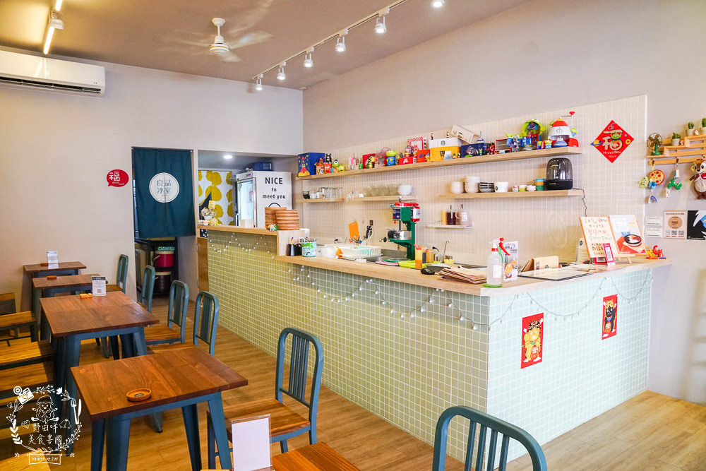 高雄[良品冰室]鳳山超好拍的日式冰店!超浮誇芒果冰好拍又好吃!鳳山冰店推薦!