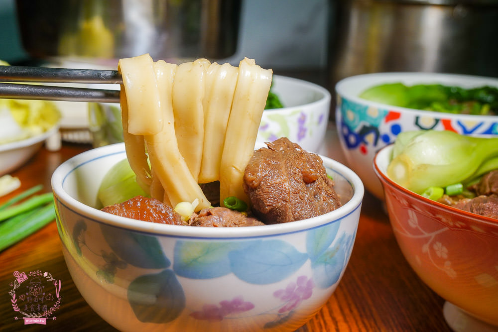 良品開飯牛雜大王!日銷千碗的西門50年老店宅配到家!還有連寶寶都可以吃的無添加版本?