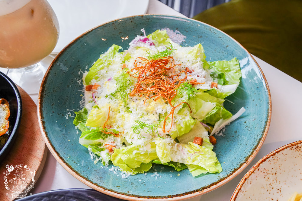 艾可廚坊Fusion Restaurant & Bar|隱藏在帕可麗酒店的森林系超精緻義法料理!極致銷魂的煙燻鴨胸肉美味必點!