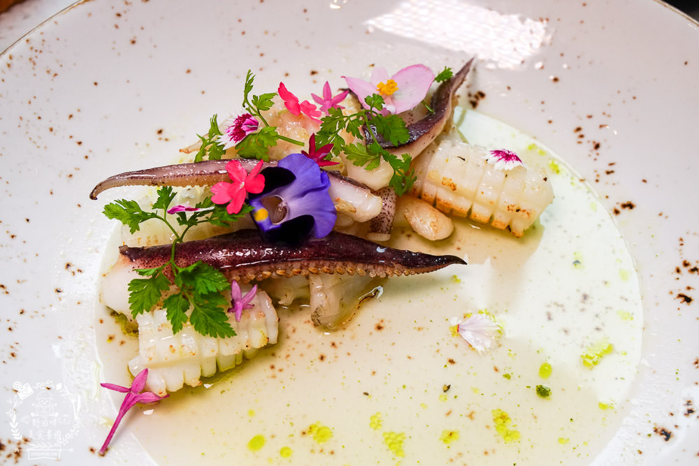 艾可廚坊Fusion Restaurant & Bar|隱藏在帕可麗酒店的森林系超精緻義法料理!極致銷魂的煙燻鴨胸肉美味必點!