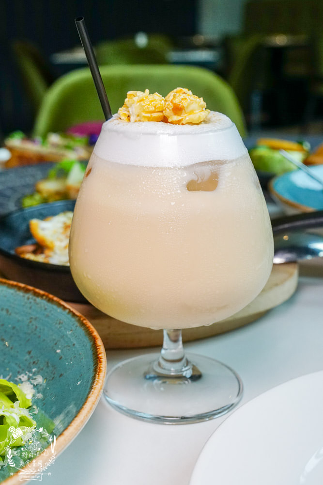 艾可廚坊Fusion Restaurant & Bar|隱藏在帕可麗酒店的森林系超精緻義法料理!極致銷魂的煙燻鴨胸肉美味必點!