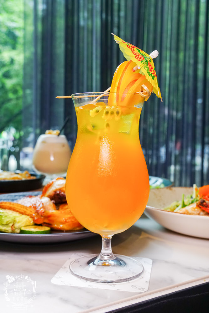 艾可廚坊Fusion Restaurant & Bar|隱藏在帕可麗酒店的森林系超精緻義法料理!極致銷魂的煙燻鴨胸肉美味必點!