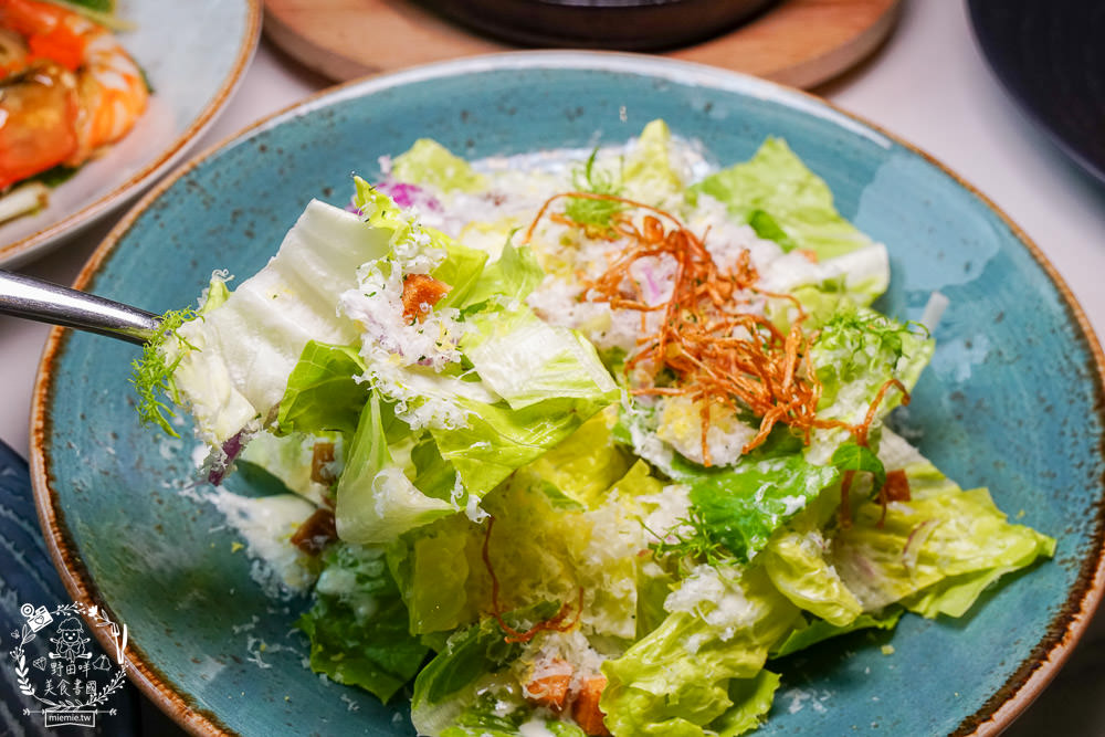 艾可廚坊Fusion Restaurant & Bar|隱藏在帕可麗酒店的森林系超精緻義法料理!極致銷魂的煙燻鴨胸肉美味必點!