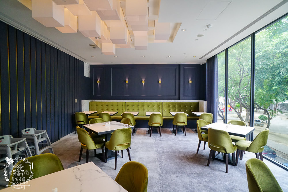 艾可廚坊Fusion Restaurant & Bar|隱藏在帕可麗酒店的森林系超精緻義法料理!極致銷魂的煙燻鴨胸肉美味必點!