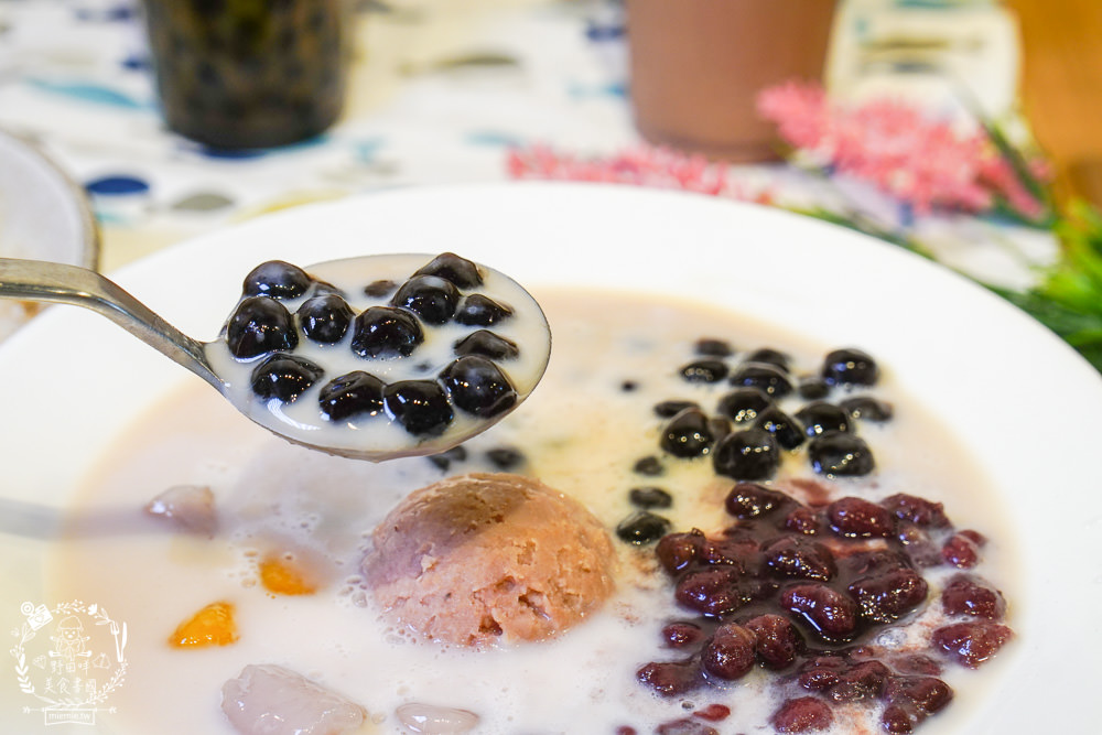 高雄[芋花園大豐店]零澱粉豆花品嘗起來無負擔!小芋圓芋頭沙美到像一幅油畫?三民甜品飲料店推薦!
