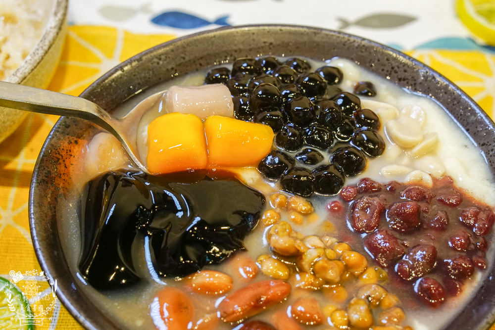 高雄[芋花園大豐店]零澱粉豆花品嘗起來無負擔!小芋圓芋頭沙美到像一幅油畫?三民甜品飲料店推薦!