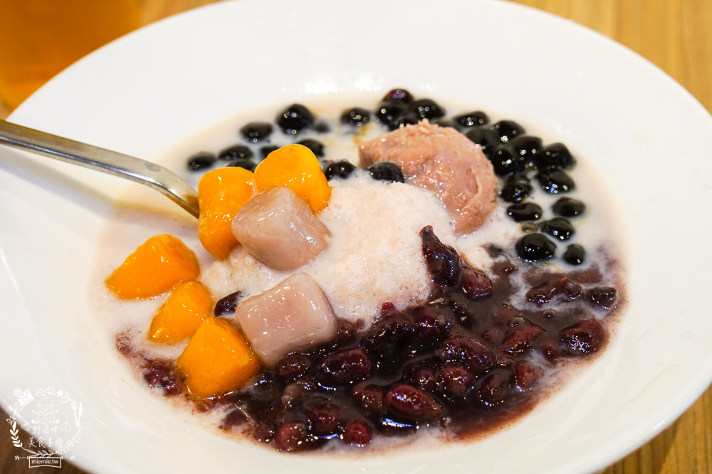 高雄[芋花園大豐店]零澱粉豆花品嘗起來無負擔!小芋圓芋頭沙美到像一幅油畫?三民甜品飲料店推薦!