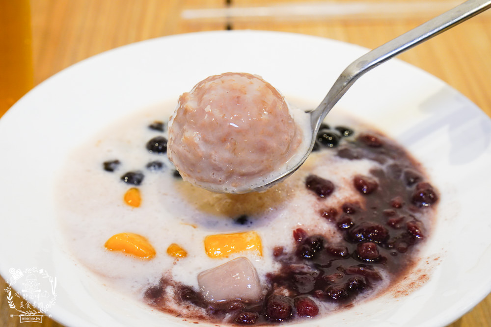 高雄[芋花園大豐店]零澱粉豆花品嘗起來無負擔!小芋圓芋頭沙美到像一幅油畫?三民甜品飲料店推薦!