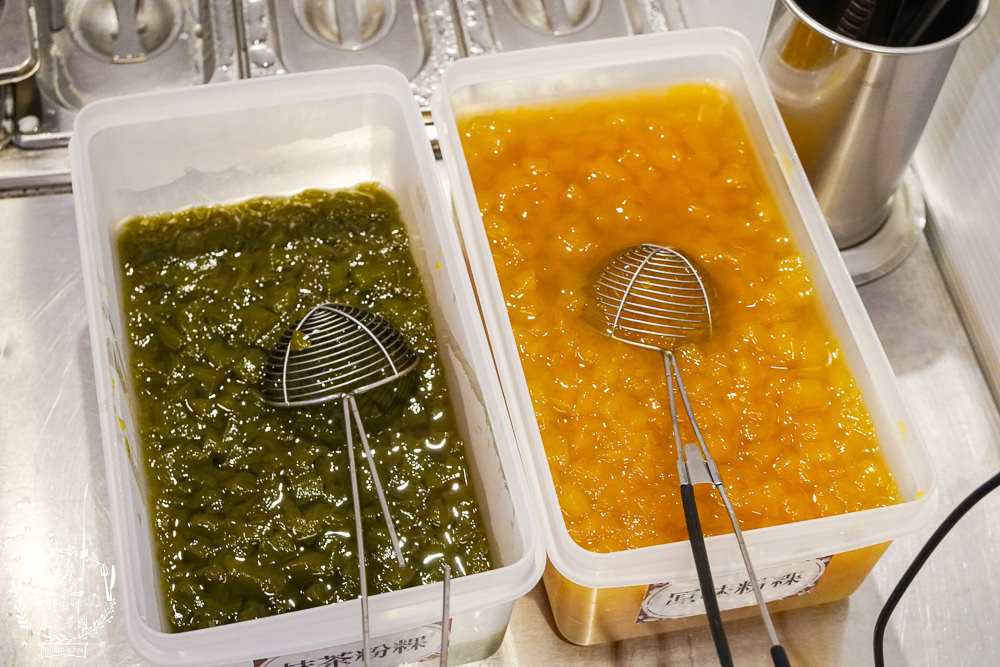 高雄[芙奇茶苑]新推超透心涼的夢幻西瓜飲品!人氣飲品一年創下5萬杯的銷售佳績!獨特的豆乳豆花配飲料人氣必點!