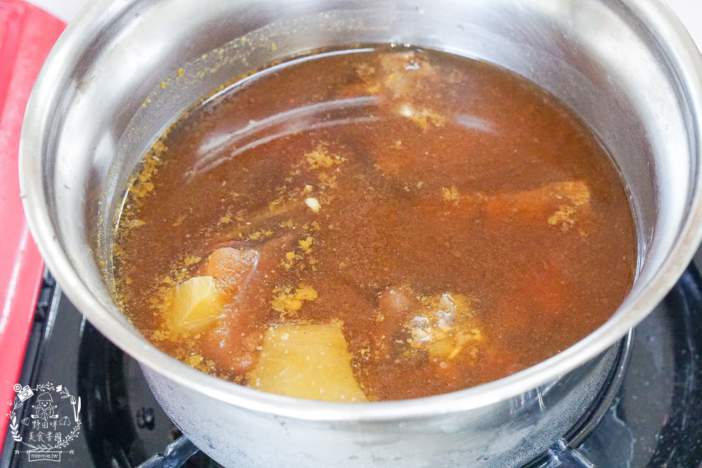 高雄真男饌品疆食堂!聘請新疆廚師製作道地皮帶麵!飽滿水餃一顆抵兩顆? - 第56張圖 高雄真男饌品疆食堂!聘請新疆廚師製作道地皮帶麵!飽滿水餃一顆抵兩顆?