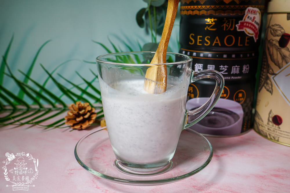 [芝初高鈣黑芝麻粉]全台首支iTi一星的高鈣黑芝麻粉!100%純黑芝麻粉細緻不結塊8倍細 才GO健康！