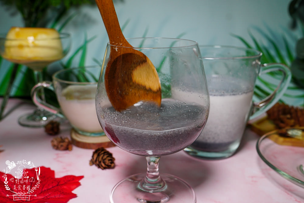 [芝初高鈣黑芝麻粉]全台首支iTi一星的高鈣黑芝麻粉!100%純黑芝麻粉細緻不結塊8倍細 才GO健康！