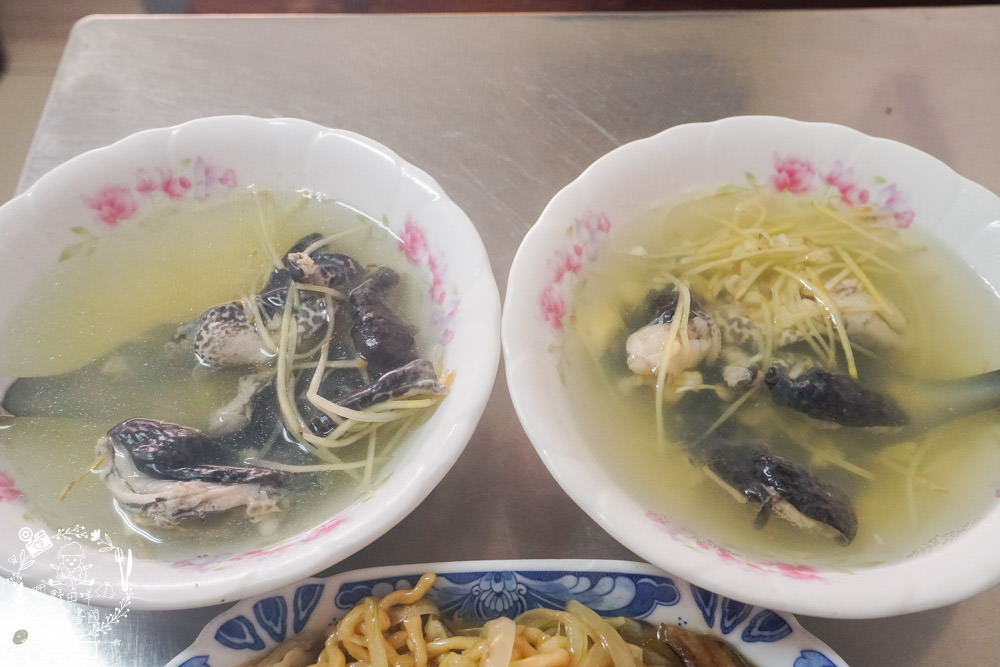 高雄[花枝鱔魚意麵]鳳山居然也有很補的美味田雞湯?鱔魚意麵更是強力主打!20年老店饕客口碑推薦!