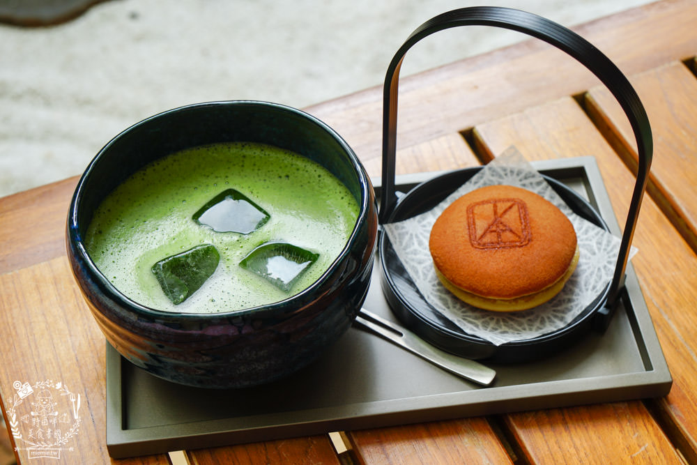 若井藝術WAKAI Arts|高雄超隱藏版一秒就能飛到京都的抹茶網美店?還有小畫廊可以欣賞?
