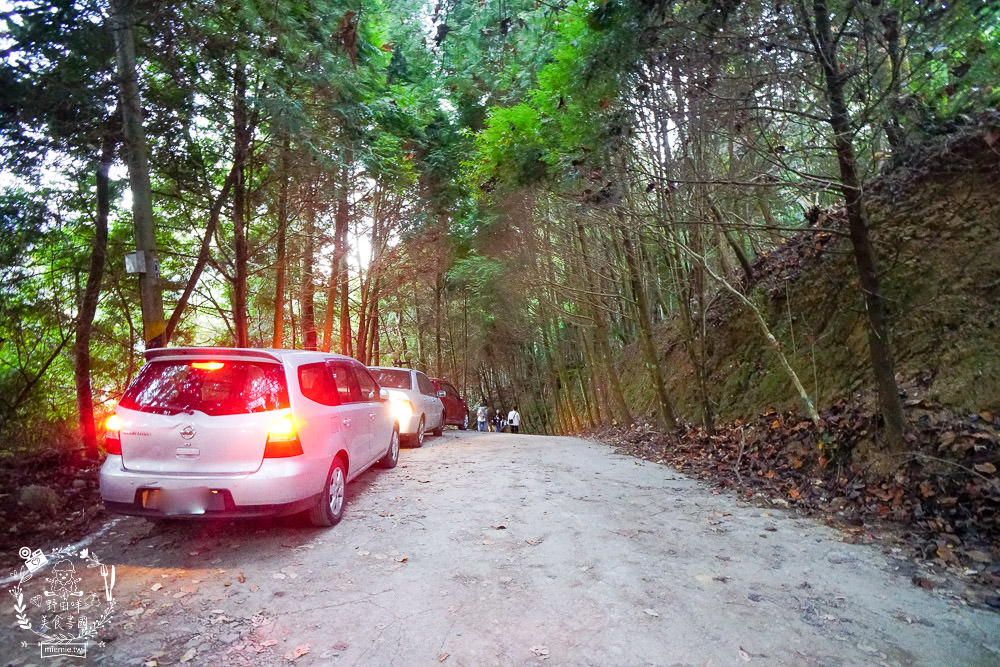 台中景觀住宿[若茵農場]第一名人氣秘境!浪漫夜景x絕美雲海x絢爛夕陽x蔚藍天空~超紓壓休閒景點