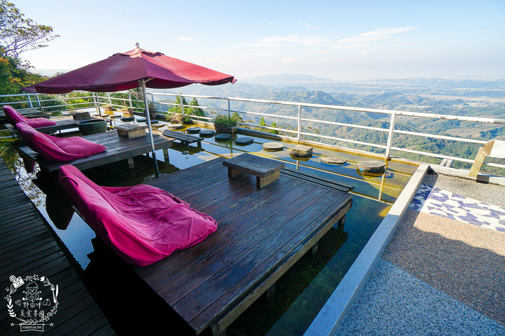 台中景觀住宿[若茵農場]第一名人氣秘境!浪漫夜景x絕美雲海x絢爛夕陽x蔚藍天空~超紓壓休閒景點
