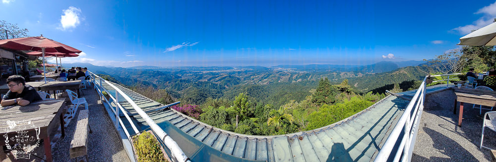 台中景觀住宿[若茵農場]第一名人氣秘境!浪漫夜景x絕美雲海x絢爛夕陽x蔚藍天空~超紓壓休閒景點