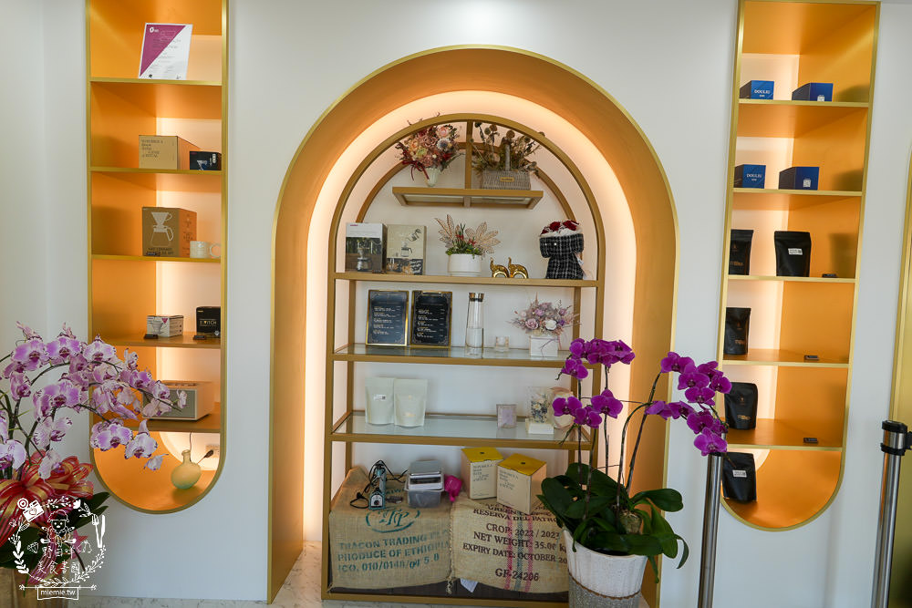 楠梓咖啡店推薦[荳琉咖啡]新開幕的輕奢風自家烘焙精品咖啡店!超正咖啡師還可以許願咖啡豆單!