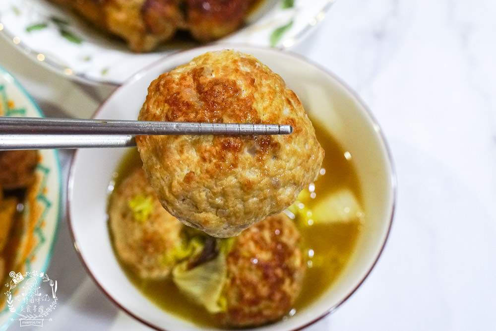 宅配餐點人氣推薦[荷葉坊手作即食料理]外婆紅燒肉跟紅燒獅子頭滋味口感驚艷味蕾?!