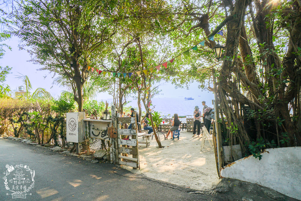 高雄柴山萊加呵景觀咖啡廳!遼闊海景一望無際x療癒下午茶超香甜!柴山景觀餐廳推薦!