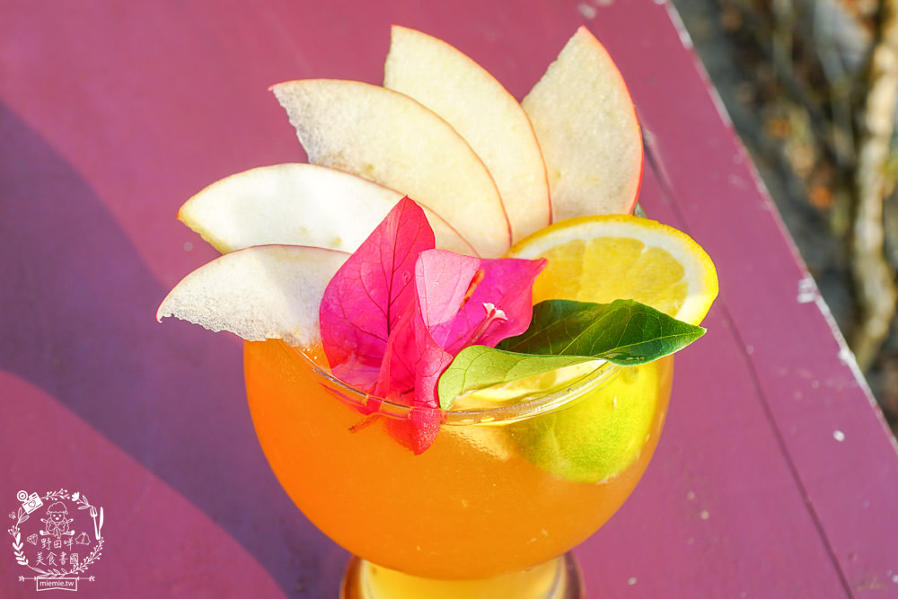 高雄柴山萊加呵景觀咖啡廳!遼闊海景一望無際x療癒下午茶超香甜!柴山景觀餐廳推薦!