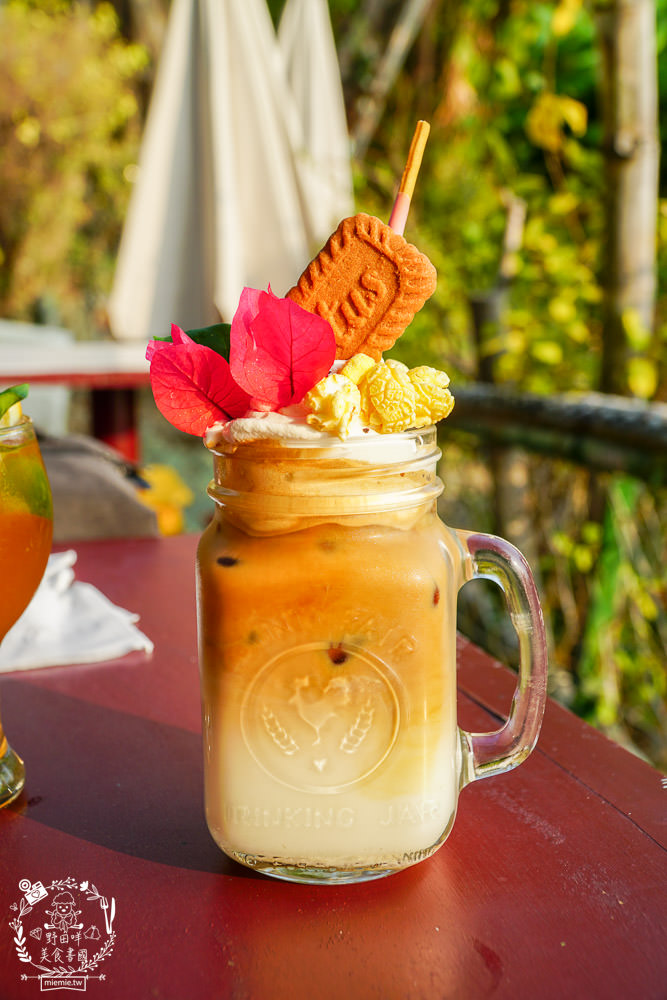 高雄柴山萊加呵景觀咖啡廳!遼闊海景一望無際x療癒下午茶超香甜!柴山景觀餐廳推薦!