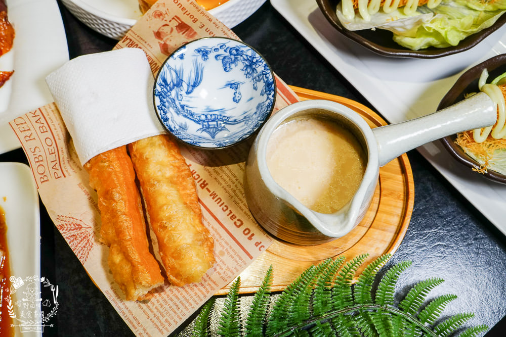 蒸鮮腸粉港式茶飲|高雄營業15年的人氣港式茶飲!江南炸子雞與特色咖啡排骨人氣必點!