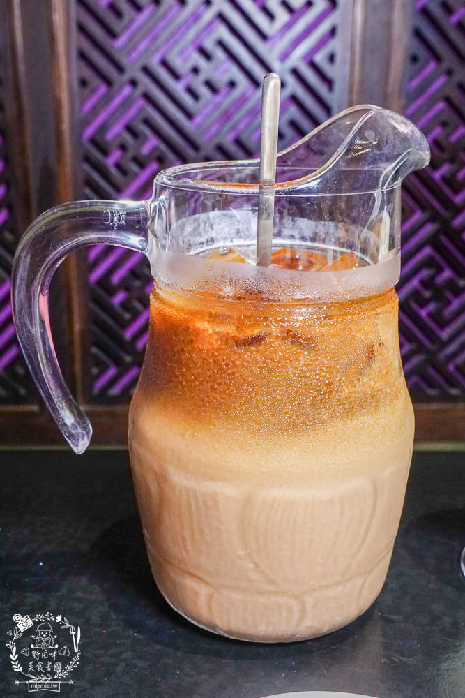 蒸鮮腸粉港式茶飲|高雄營業15年的人氣港式茶飲!江南炸子雞與特色咖啡排骨人氣必點!