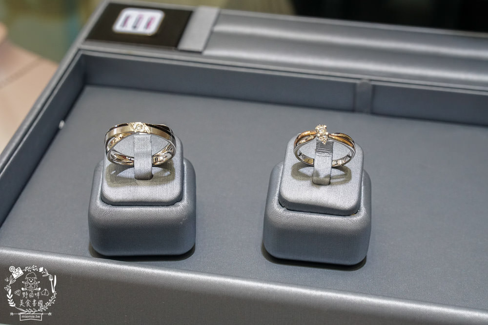 高雄鑽戒推薦[KOR蔻兒鑽石]全台最多設計款式的平價對戒!一條龍客製化貼心服務!高雄結婚對戒推薦!