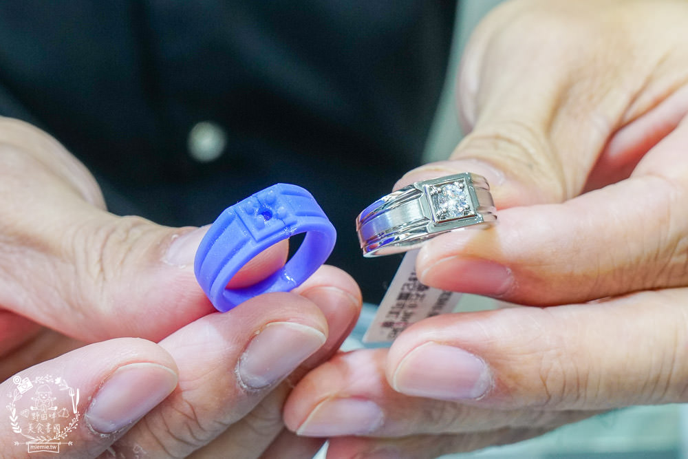 高雄鑽戒推薦[KOR蔻兒鑽石]全台最多設計款式的平價對戒!一條龍客製化貼心服務!高雄結婚對戒推薦!