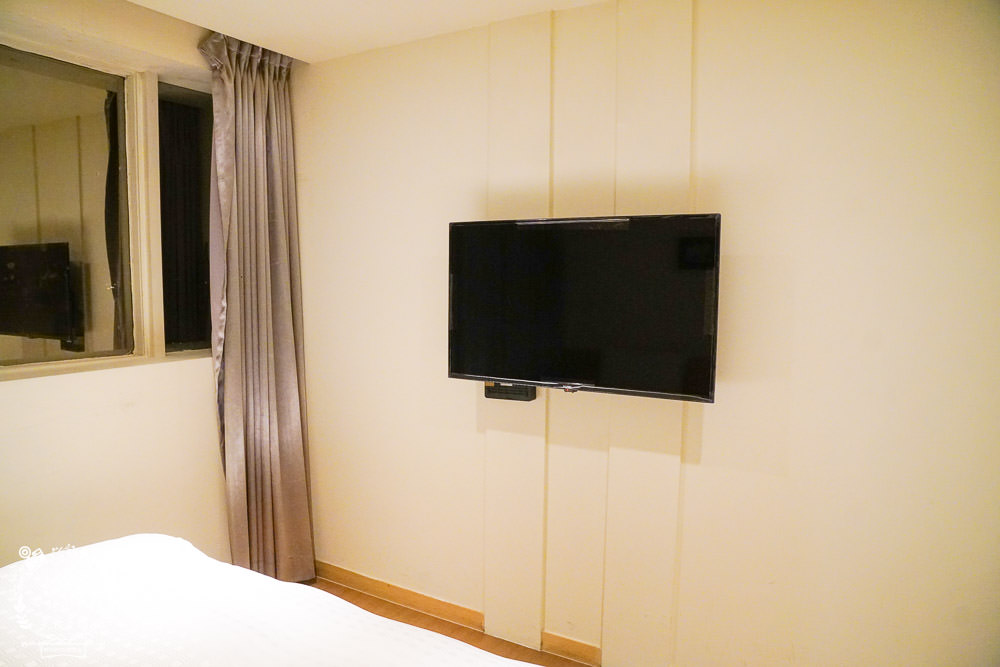 台北薇米商旅|天臺廣場交通便利的台北商旅!樓下就是屈臣氏與康是美！