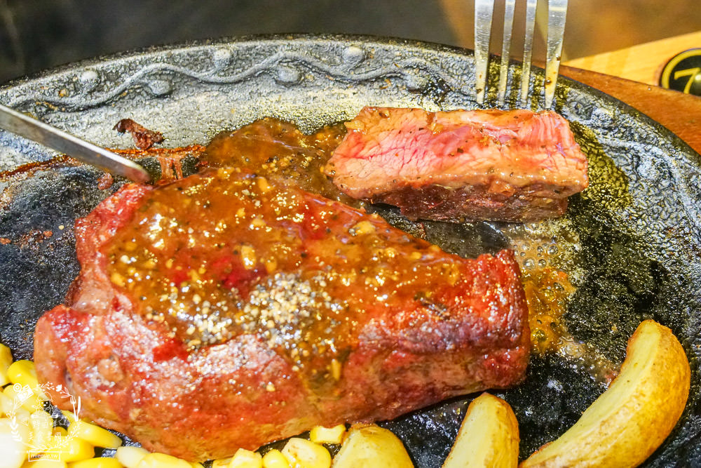 薩利亞台北館前店|每次到北部玩的台北必吃平價美食!佛卡夏+披薩+紅酒燉牛肉+青醬義大利麵每訪必點！