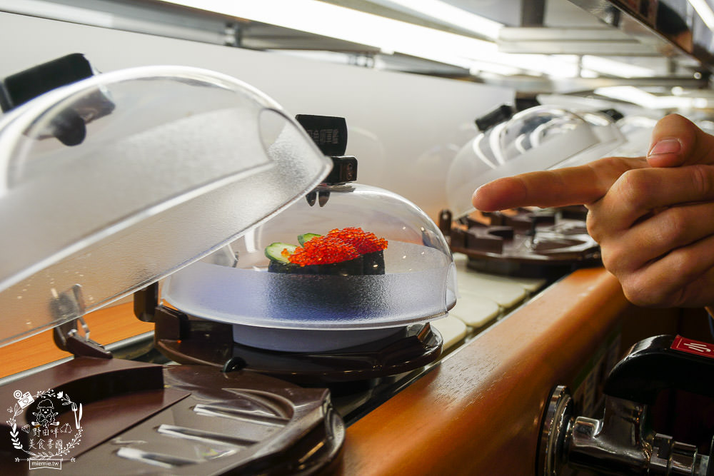 高雄[藏壽司]每5盤免費轉扭蛋的迴轉壽司!滿額贈鬼滅之刃熱門周邊商品!推出限時6天的超強鮭鮪季!