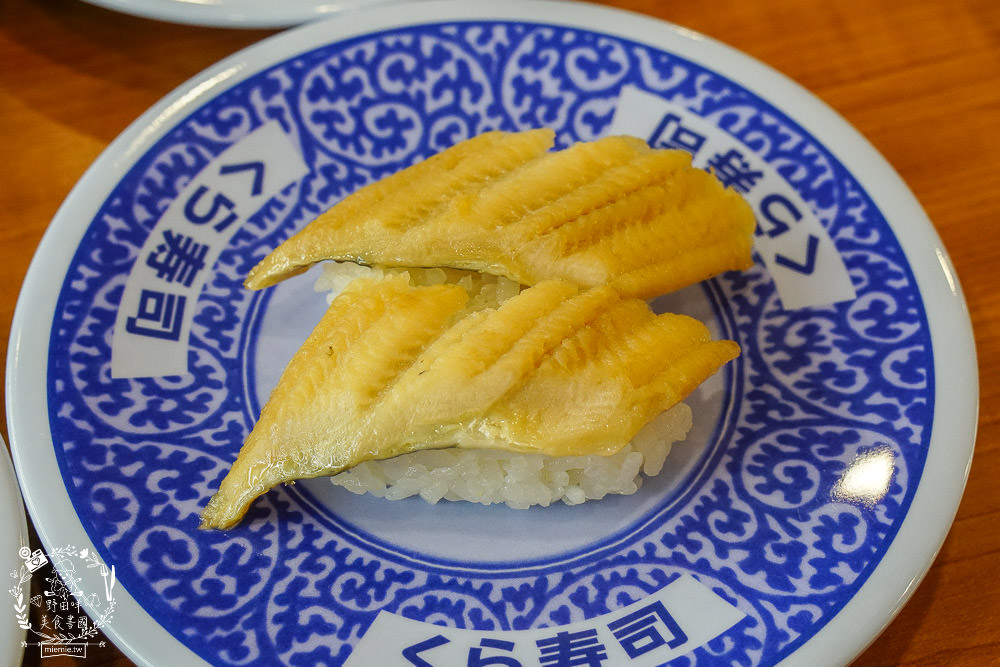 高雄[藏壽司]每5盤免費轉扭蛋的迴轉壽司!滿額贈鬼滅之刃熱門周邊商品!推出限時6天的超強鮭鮪季!