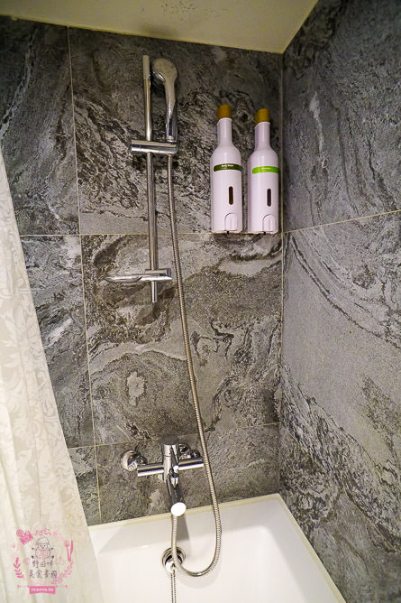 嘉義市區住宿推薦[蘭桂坊酒店]文化路夜市附近住宿!澎湃自助式早餐!有合作停車場~