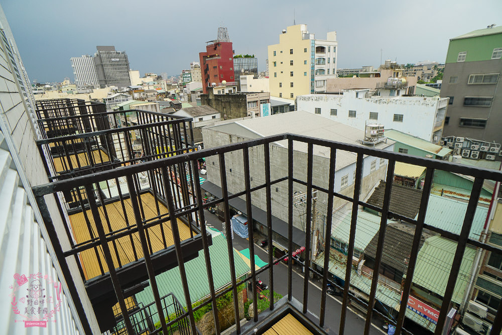 嘉義市區住宿推薦[蘭桂坊酒店]文化路夜市附近住宿!澎湃自助式早餐!有合作停車場~