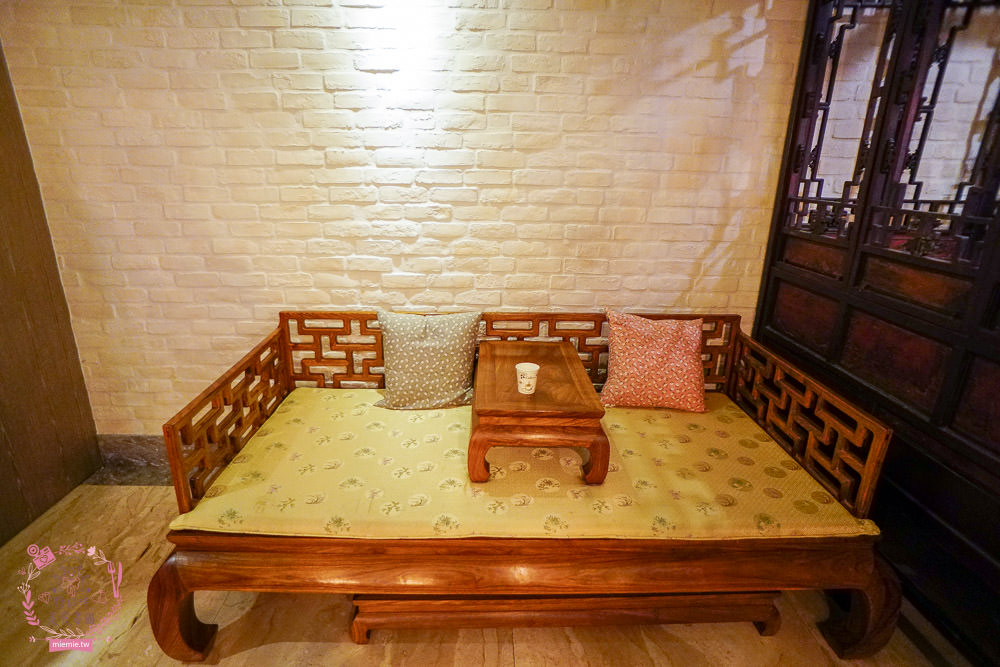 嘉義市區住宿推薦[蘭桂坊酒店]文化路夜市附近住宿!澎湃自助式早餐!有合作停車場~