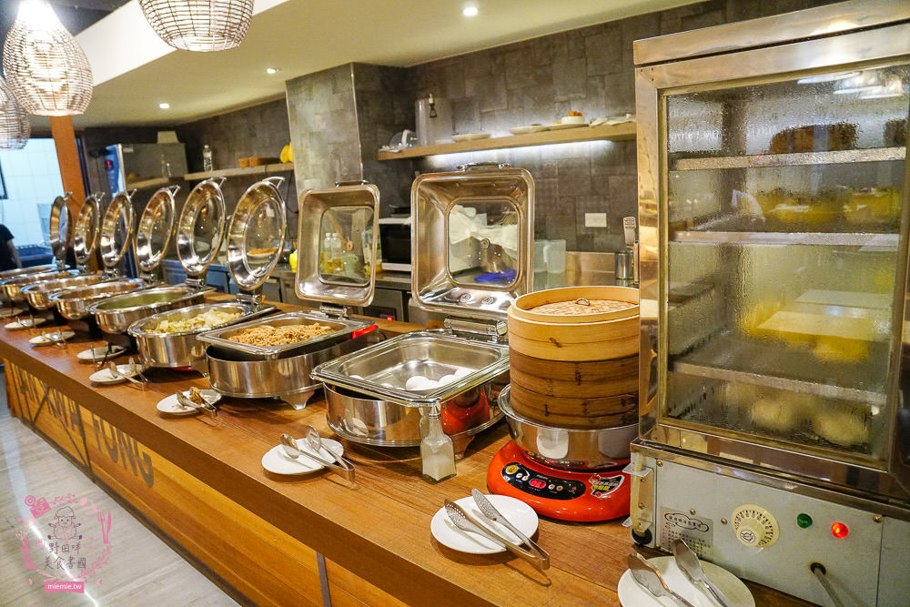 嘉義市區住宿推薦[蘭桂坊酒店]文化路夜市附近住宿!澎湃自助式早餐!有合作停車場~