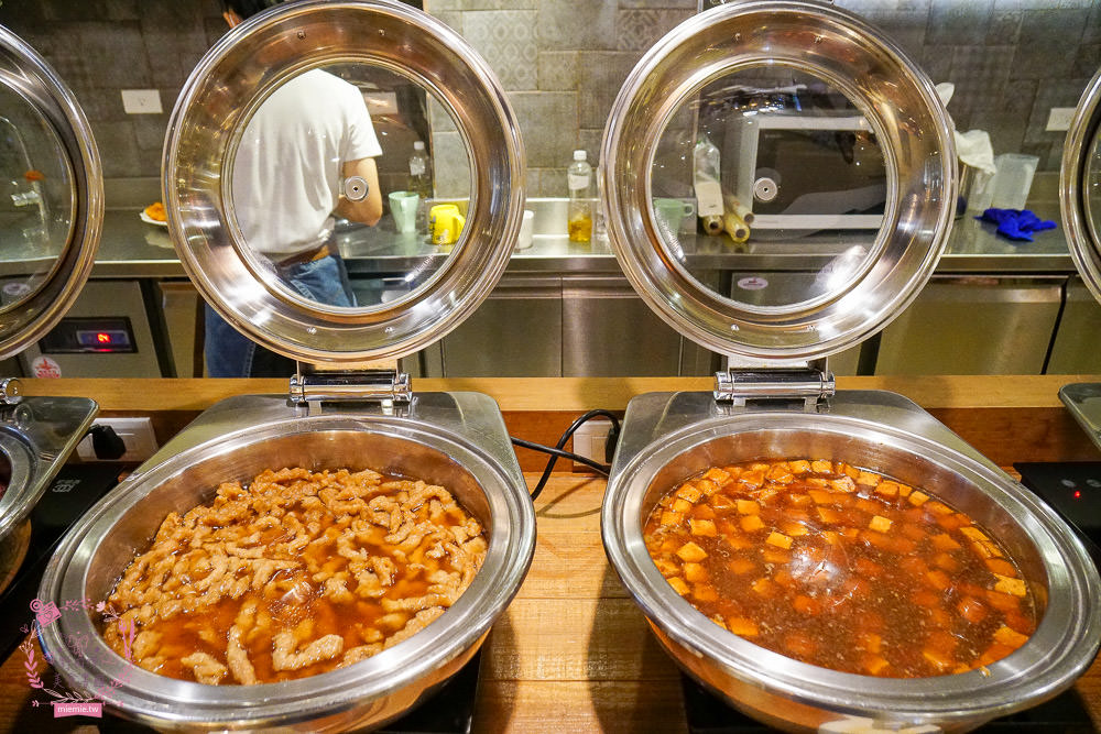 嘉義市區住宿推薦[蘭桂坊酒店]文化路夜市附近住宿!澎湃自助式早餐!有合作停車場~