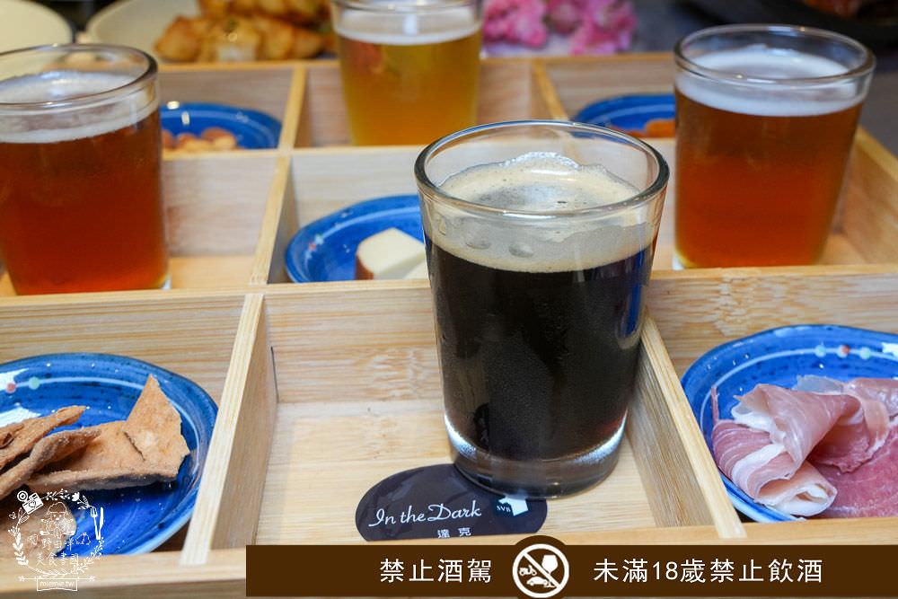 高雄餐酒館推薦[蘼樂餐酒館]聖誕限定超霸氣32oz的肋眼牛排!四種風味一次享受的繽紛精釀啤酒SHOT組!