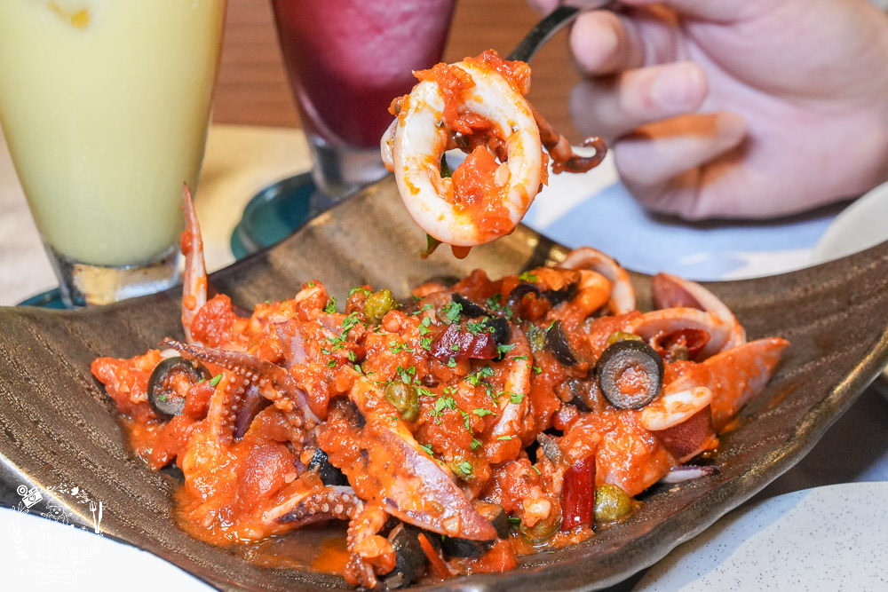 高雄餐酒館推薦[蘼樂餐酒館]聖誕限定超霸氣32oz的肋眼牛排!四種風味一次享受的繽紛精釀啤酒SHOT組!